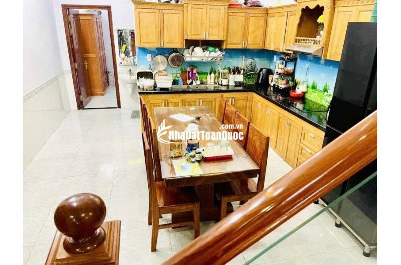 NHÀ ĐẸP TRUNG TÂM ĐÔNG HÒA – ĐƯỜNG Ô TÔ THÔNG TỨ TUNG – NHÀ ĐẸP VÀO Ở NGAY