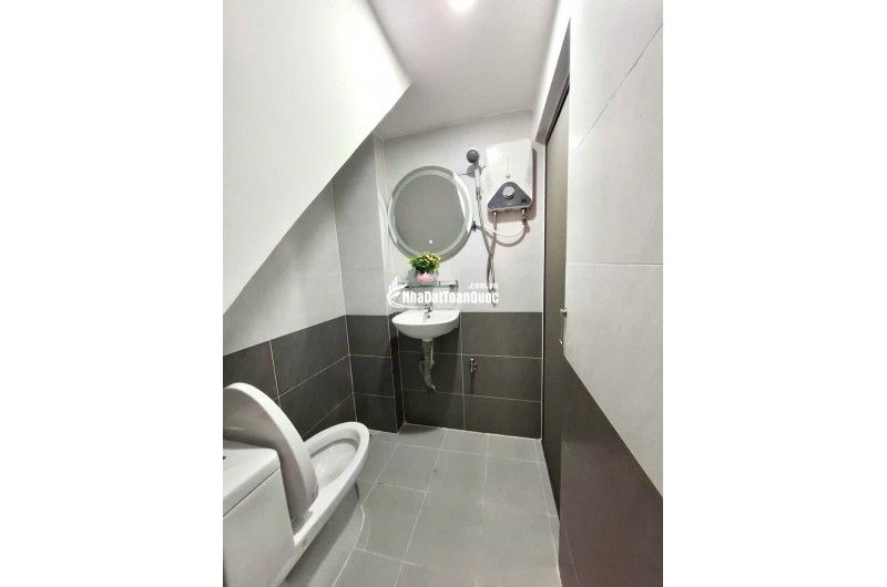 MẶT TIỀN KINH DOANH- HUỲNH THIỆN LỘC - 28M- 3Tầng - chỉ 4.85 Tỷ