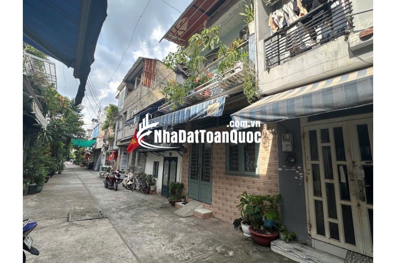 NHÀ ĐỦ CÔNG NĂNG - HẺM TẢI QUAY ĐẦU 7M - SÁT CHỢ - TRUNG TÂM BÌNH TÂN- CHỈ 2.15 TỶ