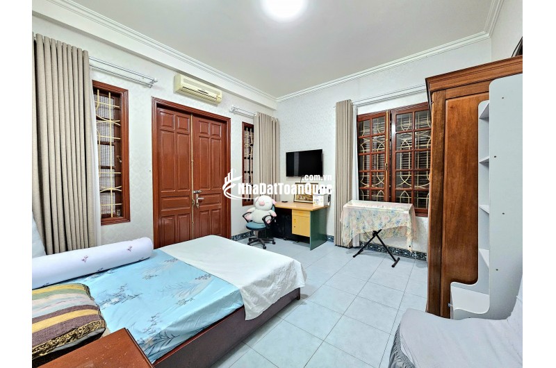 BÁN NHÀ – PHỐ ĐINH TIÊN HOÀNG, HỒNG BÀNG