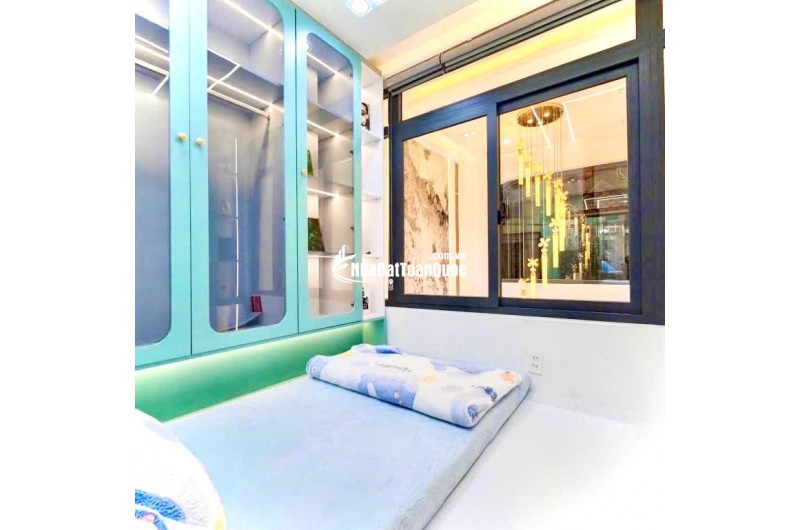 Nhà Quận 3- hẻm xe tải Nguyễn Thiện Thuật- Ngang hơn 3m- 4 tầng Full nội thất: 5 tỷ hơn. 0933910039