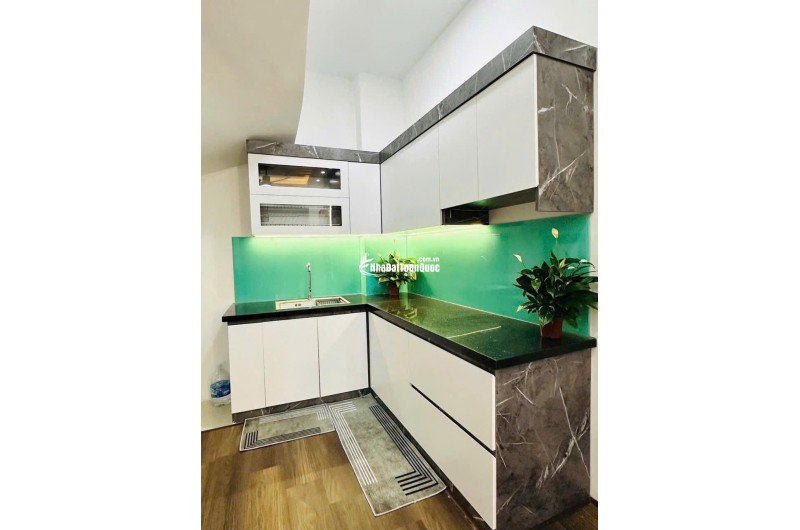 Siêu phẩm lô góc tập thể tầng 1 Trường Chinh 3 mặt thoáng, full đồ ở ngay. ô tô đỗ cầu thang 3PN + 2WC khép kín giá nhỉnh 4 tỷ dt 85 m2