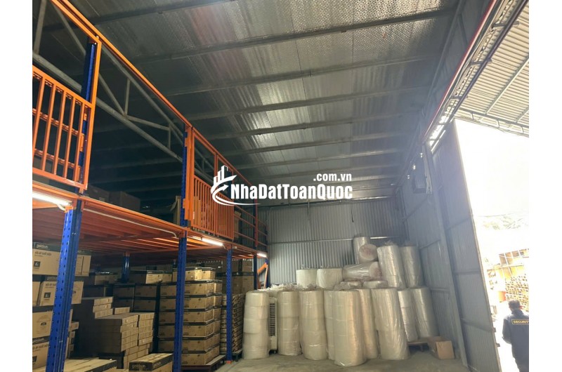 Cho thuê 700m-3500m  kho xưởng tại Cầu Diễn