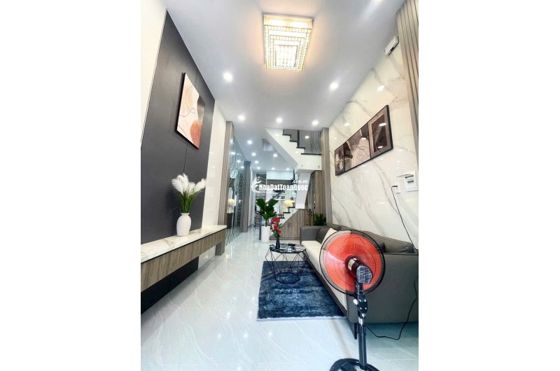 BÁN NHÀ Q6 THÔNG BÀ HOM RA CHỢ PHÚ LÂM, DT 3X11, CHỈ 4.5 TỶ. LH:0938135251.