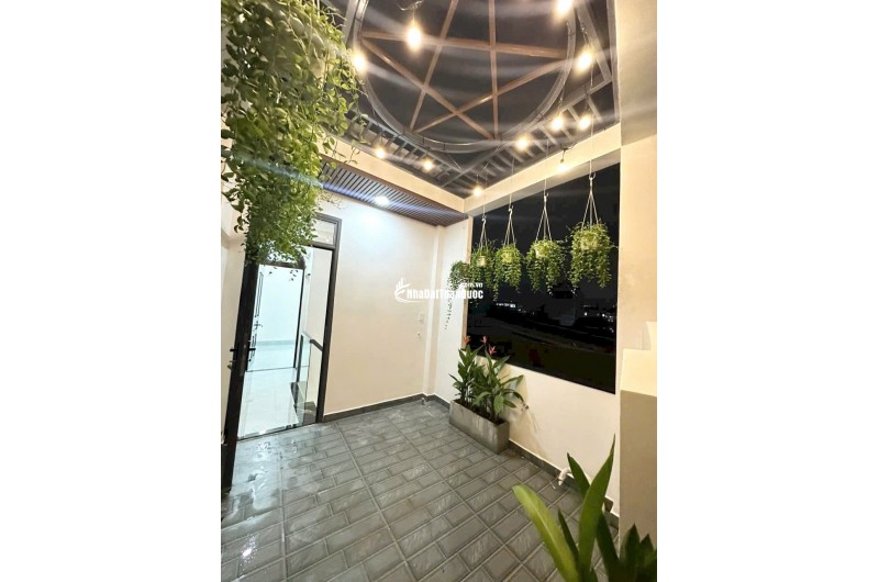BÁN NHÀ Q6 THÔNG BÀ HOM RA CHỢ PHÚ LÂM, DT 3X11, CHỈ 4.5 TỶ. LH:0938135251.