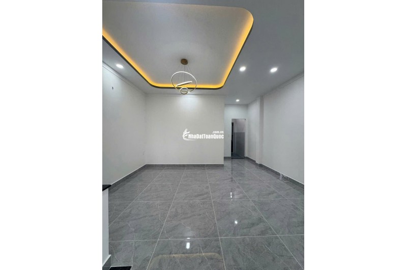  CHÍNH CHỦ BÁN NHÀ MỚI XÂY GẦN KCN CẦU TRÀM LONG, LONG AN GIÁ 2 TỶ 6 SHR