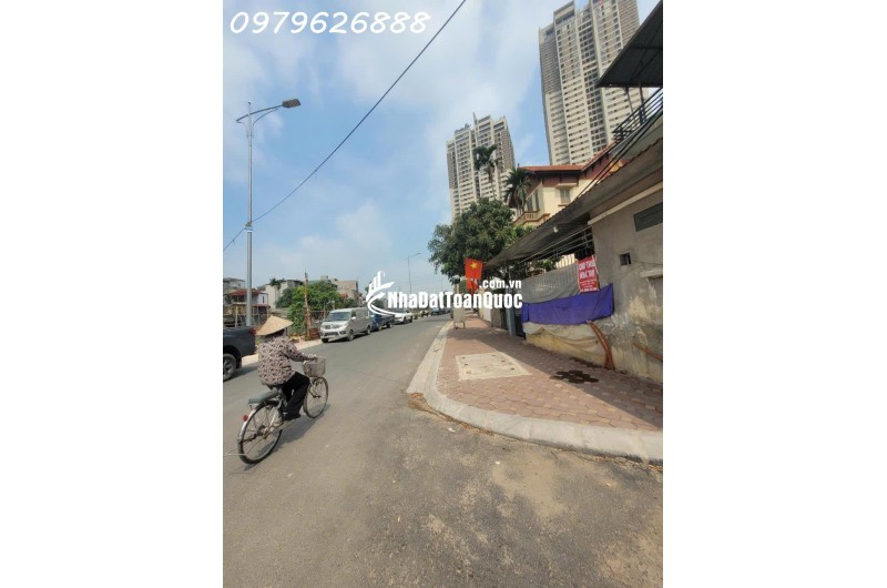 NHÀ ĐẸP HÀ ĐÔNG Ở NGAY. ĐƯỜNG THÔNG HÈ THOÁNG, CÁCH ĐƯỜNG LỚN 10M
30x5T