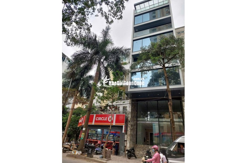Bán nhà phân lô Lạc Long Quân - Tây Hồ DT 95m2 - MT 5m, 2 ô tô tránh, thang máy, KD tuyệt vời, gần Hồ Tây