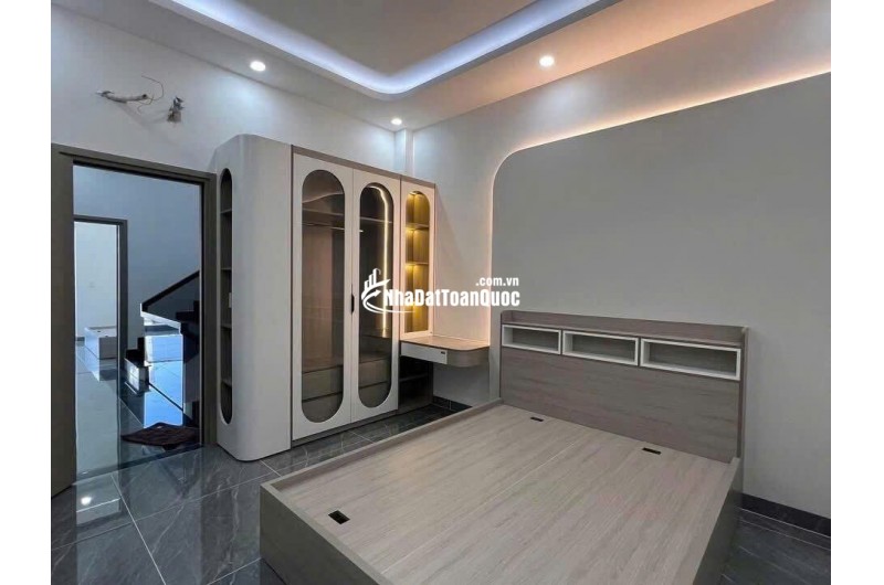 NHÀ 1 TRỆT 1 LẦU MỚI XÂY – SHR – GẦN CHỢ BÌNH CHÁNH – CẦN ĐƯỚC, LONG AN – GIÁ CHỈ 1.8 TỶ