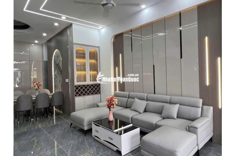 NHÀ 1 TRỆT 1 LẦU MỚI XÂY – SHR – GẦN CHỢ BÌNH CHÁNH – CẦN ĐƯỚC, LONG AN – GIÁ CHỈ 1.8 TỶ
