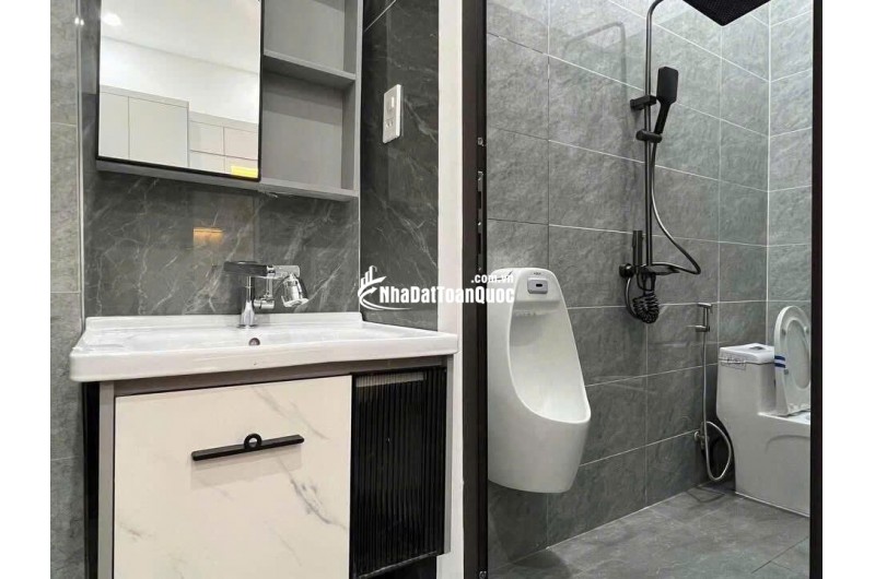 NHÀ 1 TRỆT 1 LẦU MỚI XÂY – SHR – GẦN CHỢ BÌNH CHÁNH – CẦN ĐƯỚC, LONG AN – GIÁ CHỈ 1.8 TỶ