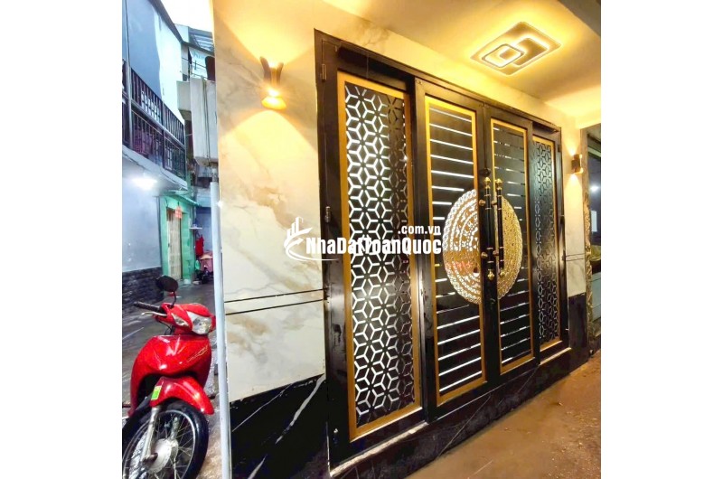 4 Tỷ nhỉnh: Cầu vượt 3/2 Quận 10 - Căn góc 2 view 3 Phòng ngủ 4 Tầng Full nội thất. VŨ 0933910039