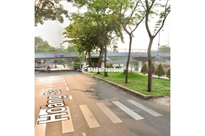 5.6 Tỷ: Mặt tiền Quận 1 Tân Định HOÀNG SA- NGANG 9M- căn góc 2 Tầng- thu nhập 240Tr. VŨ 0933910039