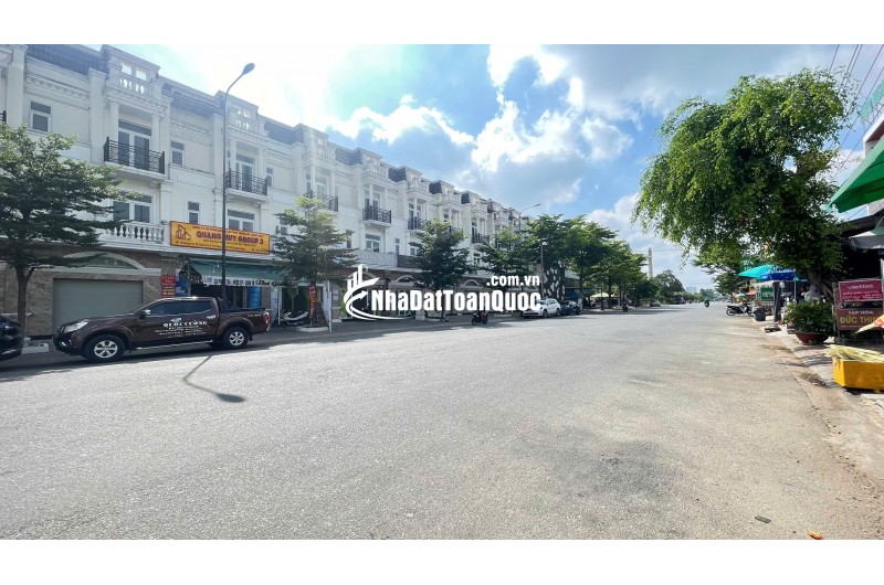 Kẹt tiền bán lô đất nên tại HCM chỉ 3,x tỷ