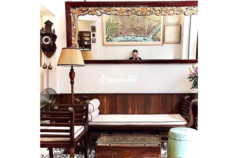 28 Triệu: thuê nguyên căn Quận 1- ĐIỆN BIÊN PHỦ CMT8- cao 5 tầng thông suốt có Lửng. VŨ 0933910039