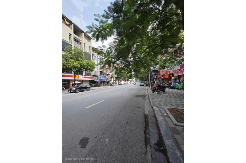 Lạc Long Quân nhà 4 tầng - 75m2, Lô góc, Ô tô , Gần Hồ, 19.5 tỷ, An cư trọn vẹn