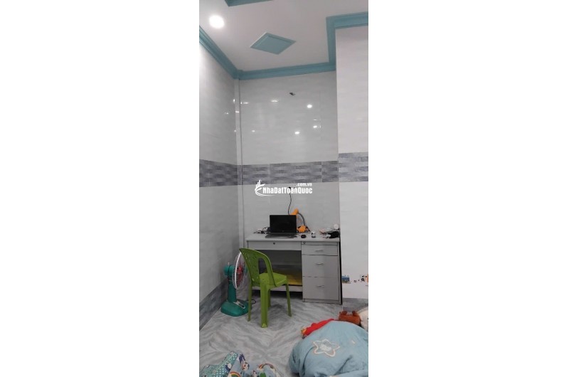 BÁN NHÀ ĐẤT TẠI PHƯỜNG THANH ĐỨC TỈNH VĨNH LONG. 5X15. GIÁ 1.150.000.000. LH:0972722110.