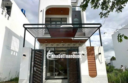 NHÀ 1 TRIỆT 1 LẦU - Mt ĐƯỜNG 8M - HOÀN CÔNG MỚI 100% CÁCH BÌNH CHÁNH 20P CHỈ 2 TỶ 5