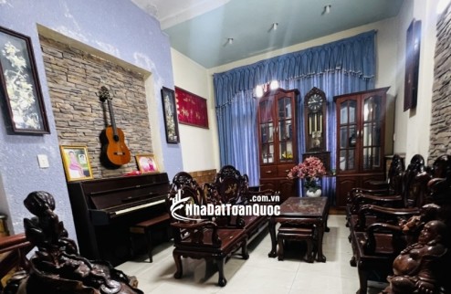 Bán nhà mặt phố Số 1, An Phú, Q.2: 4x20m, 4 tầng, 4PN, Sổ hồng, giá 15.75  tỷ. LH: 0933125879