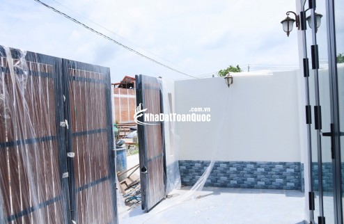 NHÀ THIẾT KẾ HIỆN ĐẠI - FULL NỘI THẤT CAO CẤP - SAU CHỢ TT CẦN ĐƯỚC