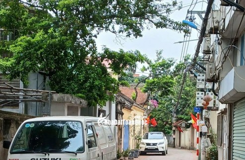 Nhà Kẻ Vẽ, 5 tầng, dân xây, lô góc, xe 45 chỗ đỗ cửa chỉ 6,9 tỷ