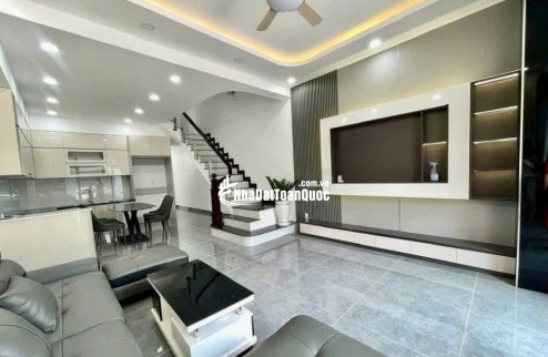 NHÀ GẦN QUỐC LỘ 1A – KẾT CẤU CHẮC CHẮN – GIÁ 2 TỶ 2