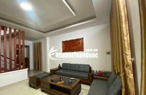 CHO THUÊ VILLA FULL NỘI THẤT 4 PHÒNG NGỦ CAO THẮNG TP ĐÀ LẠT 15TR/THÁNG