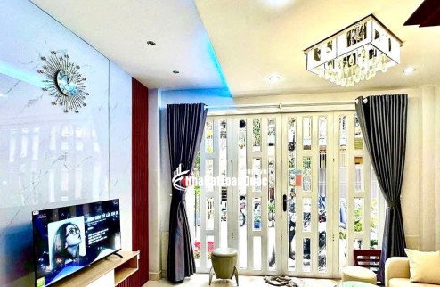 22 Triệu: thuê nguyên căn Quận 1 Nguyễn Trung Ngạn cầu Ba Son- 3 tầng 3 phòng ngủ 3wc Full nội thất