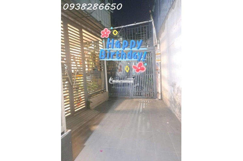 TRUNG MỸ TÂY Q12 - DÃY TRỌ 12 PHÒNG +1 CĂN C4, DT: 160M2 - SHR - GIÁ: 8,780 TỶ. CÔNG CHỨNG NGAY..