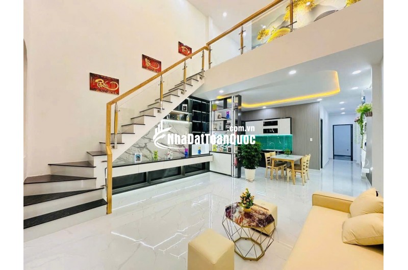 GIẢM GIÁ MẠNH 200TR CHO CĂN NHÀ THIẾT KẾ HIỆN ĐẠI 103,7 M2 CHỈ CÒN 2 TỶ 450 ĐÃ HOÀN CÔNG