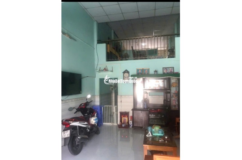 Bán nhà cấp 4 nở hậu hẻm xe hơi đường Tân Trụ P15 Tân Bình