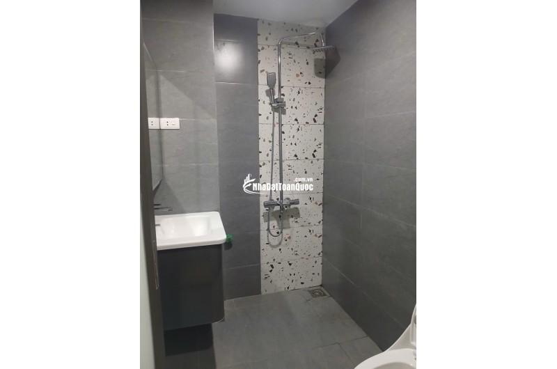 Bán Nhà Lô Góc 6 Tầng Thang Máy – 37m² Đại Mỗ – Giá Chỉ 8.x Tỷ