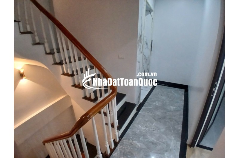 Bán Nhà Lô Góc 6 Tầng Thang Máy – 37m² Đại Mỗ – Giá Chỉ 8.x Tỷ