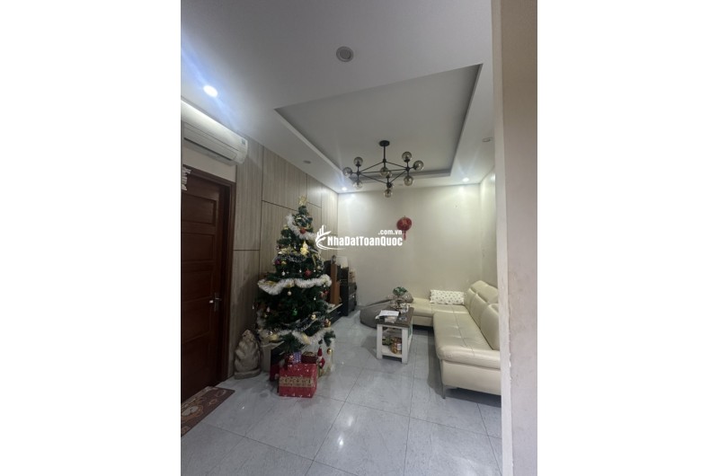 Bán nhà Trần Nhân Tông – 110m², 4 tầng, lô góc 2 mặt tiền, có thang máy – Giá chỉ 19.5 tỷ