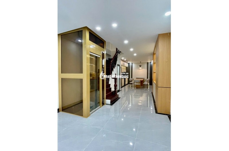 Bán căn HOA HẬU DUY NHẤT tại Ngõ Đình Thôn