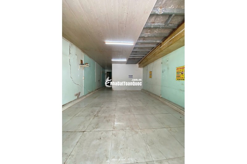 Cho thuê mặt bằng 45m2 trống suốt Nguyễn Hữu Cảnh P22 Bình Thạnh