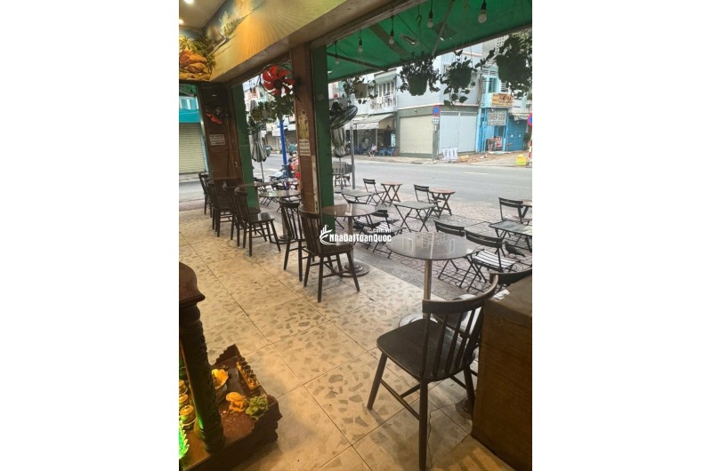 Sang gấp quán Cafe văn phòng ngay trung tâm Nguyễn Thiện Thuật Q3