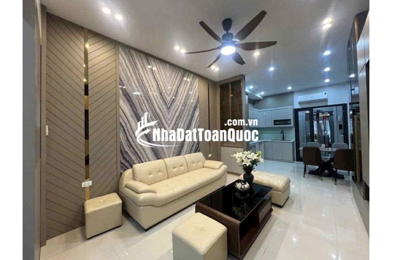 BỒ ĐỀ -HỒNG TIẾN 53M-X5 TẦNG-THANG MÁY -FULL NỘI THẤT-Ô TÔ VÀO TẬN CỬA