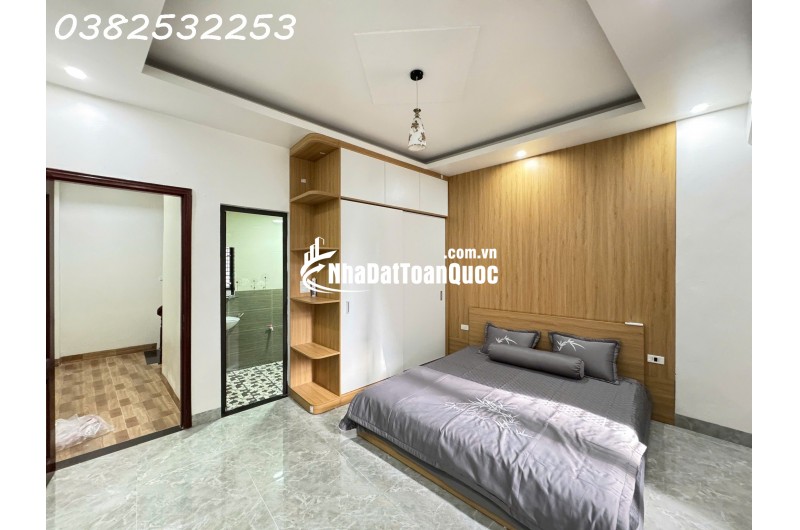 NHÀ MẶT PHỐ LAI XÁ –  1 NHÀ RA QL32 - Diện tích 40m2 - 4 tầng - giá chỉ 8,x  tỷ.