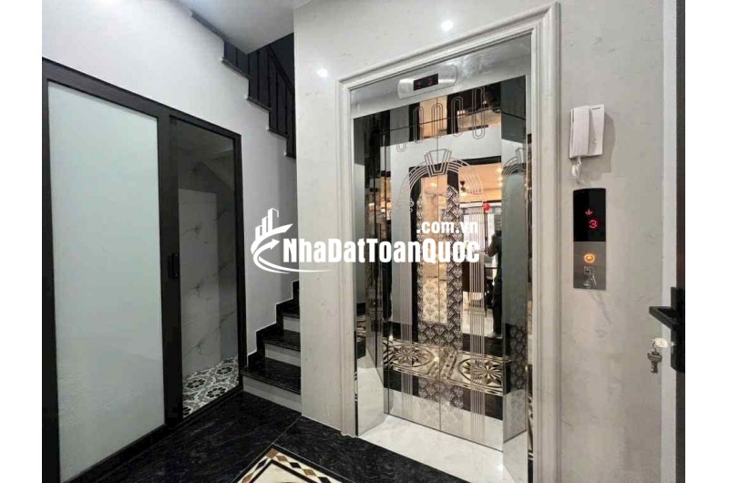 BỒ ĐỀ -HỒNG TIẾN 53M-X5 TẦNG-THANG MÁY -FULL NỘI THẤT-Ô TÔ VÀO TẬN CỬA