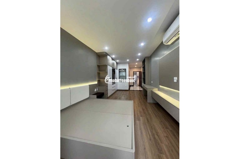 BỒ ĐỀ -HỒNG TIẾN 53M-X5 TẦNG-THANG MÁY -FULL NỘI THẤT-Ô TÔ VÀO TẬN CỬA