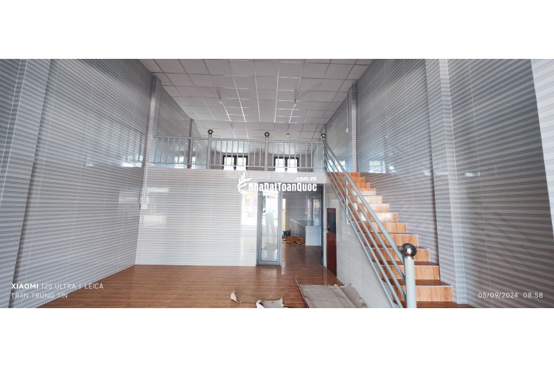 Bán nhà mặt tiền Huỳnh Văn Đảnh xã Tân Trụ giá 3 tỷ
