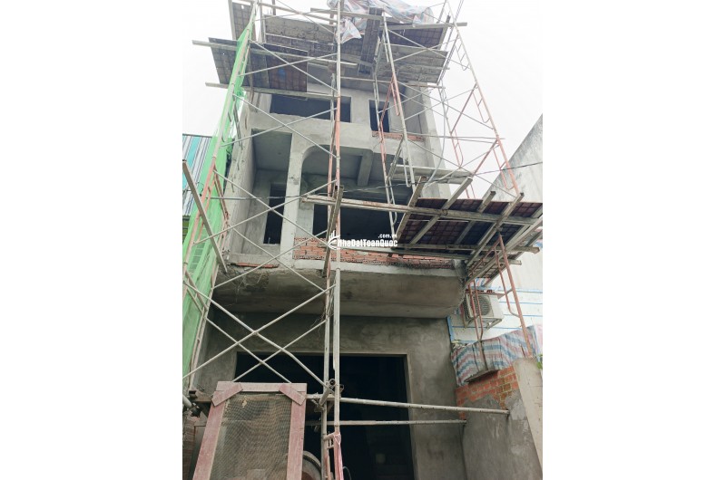TUYỆT PHẨM ĐƯỜNG TRƯỜNG LƯU NHÀ ĐANG XÂY - 3 TẦNG - 5 TỶ - DIỆN TÍCH 53m²
-