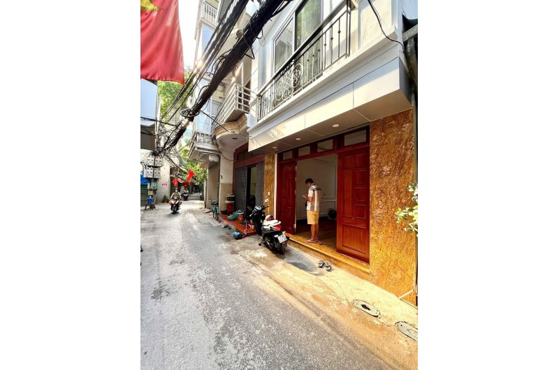 Bán nhà Trần Đại Nghĩa 5 tầng Thang máy, ô tô đỗ cửa, ngõ thông kinh doanh