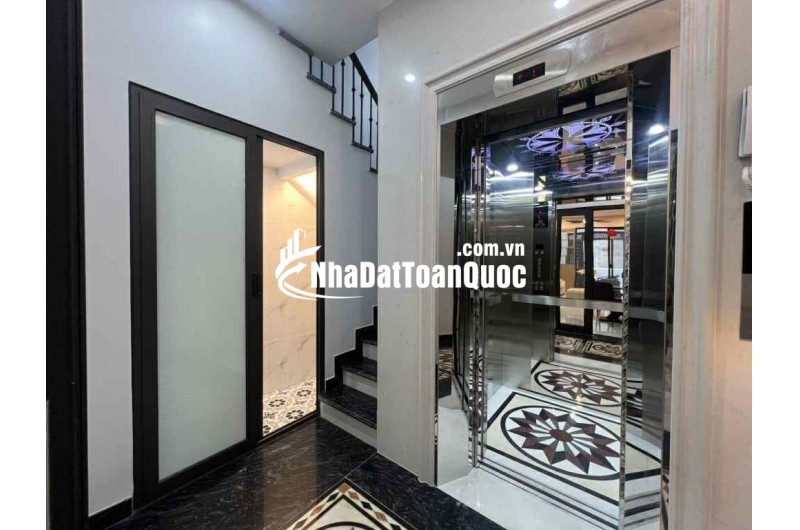 BỒ ĐỀ -HỒNG TIẾN 53M-X5 TẦNG-THANG MÁY -FULL NỘI THẤT-Ô TÔ VÀO TẬN CỬA