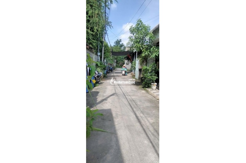 BÁN NHÀ GIÁ TỐT – TRUNG TÂM DĨ AN