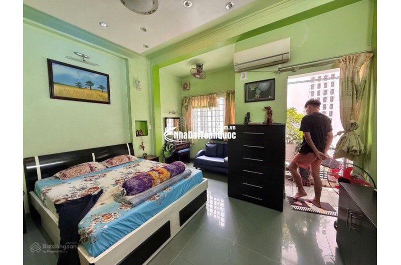Chỉ 5.x tỷ sở hữu nhà 5 Tầng- Vạn Kiếp, Bình Thạnh- DT gần 40m2-ngang lớn 4m