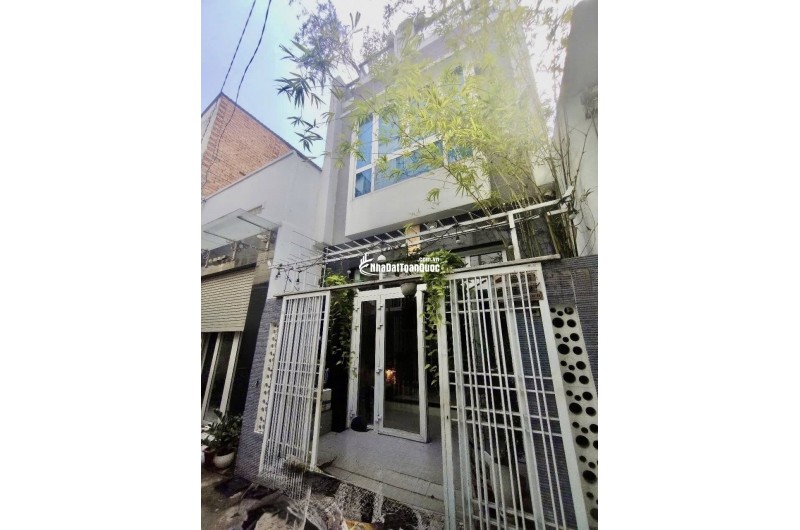 Nhà Đẹp Lạc Long Quân Nhỉnh 4 Tỷ