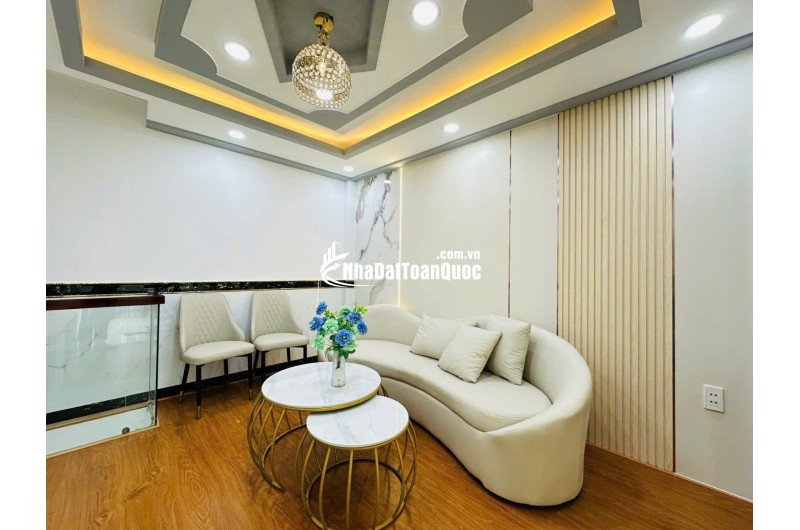 Chỉ 6 Tỷ có Ngay Nhà 5 Tầng 5PN 5WC Đường Xe Hơi Phan Huy Ích Tân Bình.