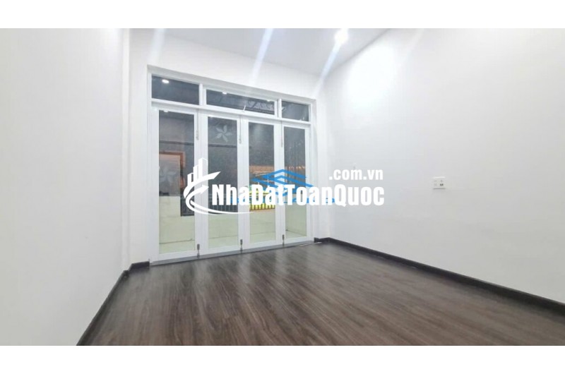 Bán Nhà Đẹp 2 Tầng Mặt Tiền Trần Nguyên Hãn – Nha Trang – Giá Chỉ 7,2 Tỷ